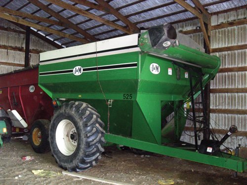 Property photo 43 - Railsback Farm Equipment Auction